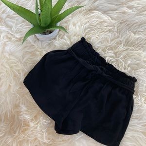 LIKE NEW BcbGeneration Paper-bag Tie Shorts, XS